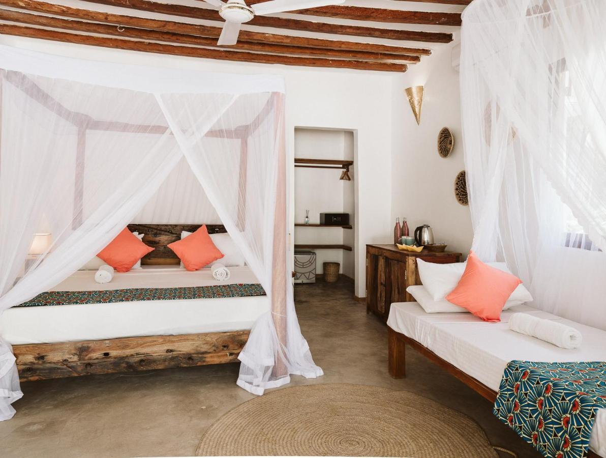Отель Joy Of Zanzibar Michamvi Kae Экстерьер фото